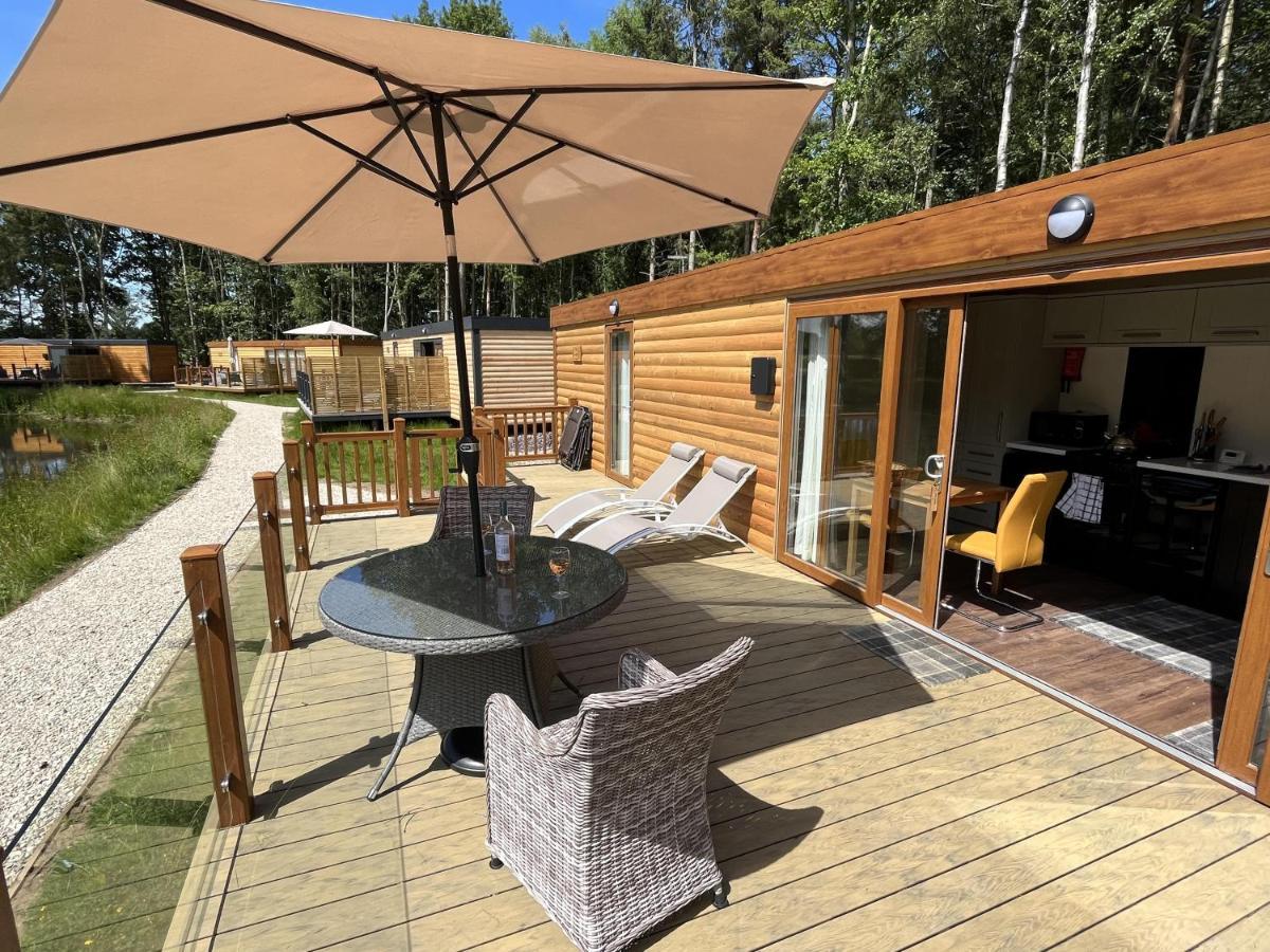 Oak Boutique Lodge Includes Hot Tub Air Con & Dog Γιορκ Εξωτερικό φωτογραφία